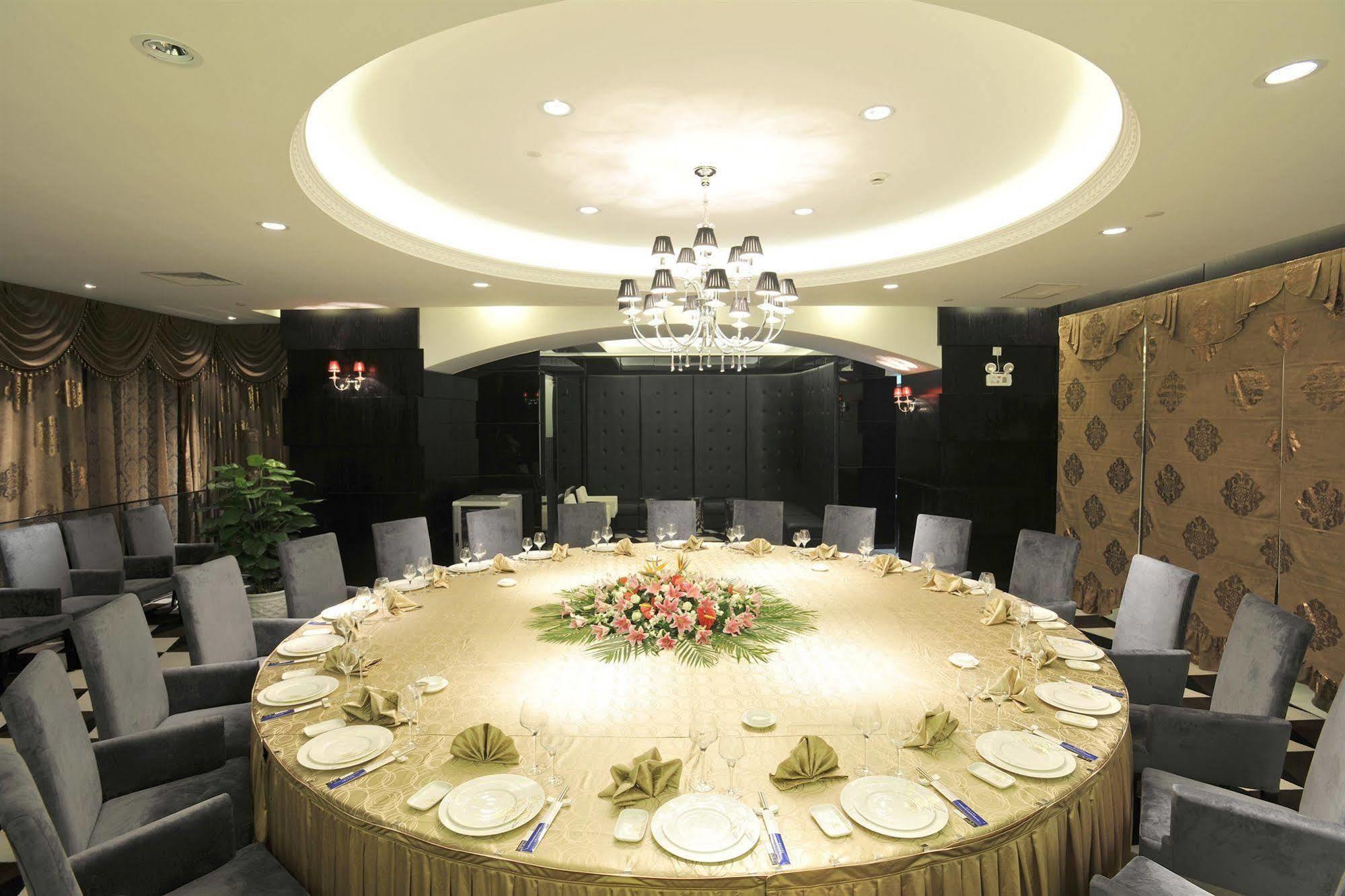 Tianping Hotel Шанхай Экстерьер фото